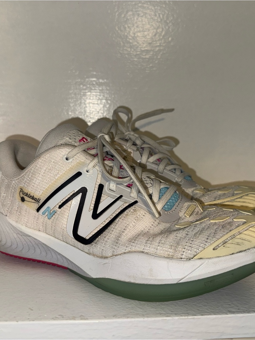 New Balance Women's White Athletic Pickleball Shoes with Black Logo
